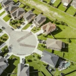 An aerial view of a cul-de-sac neighborhood in San Antonio, TX